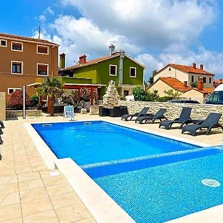 Hotel 1249